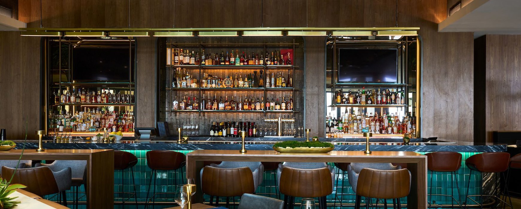 California coastal cuisine view restaurant lounge